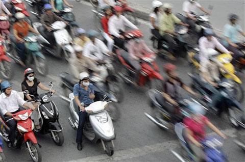 ap-vietnam-people-traffic-480